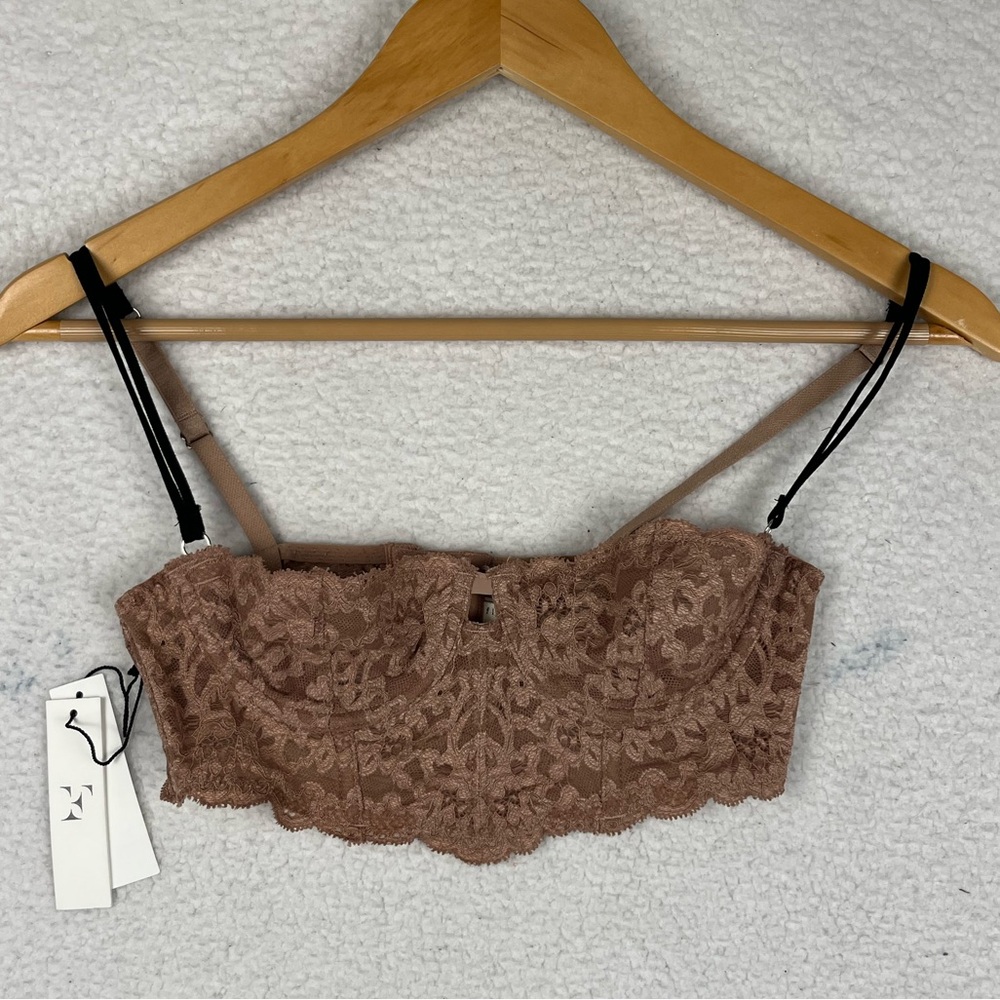 NWT Fleur du Mal Lace Bralette with Black Straps